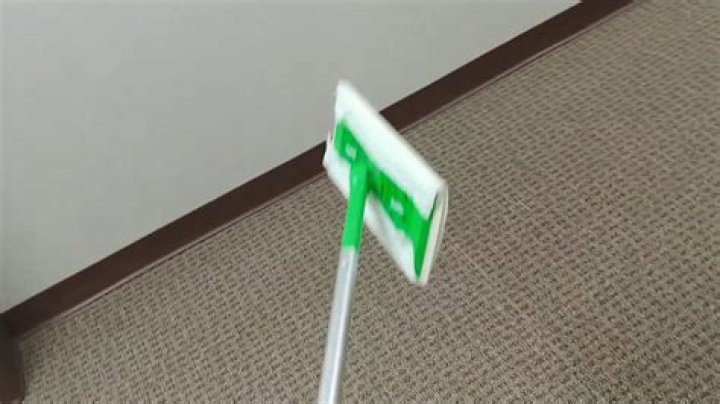 Can you clean walls with Swiffer wet?