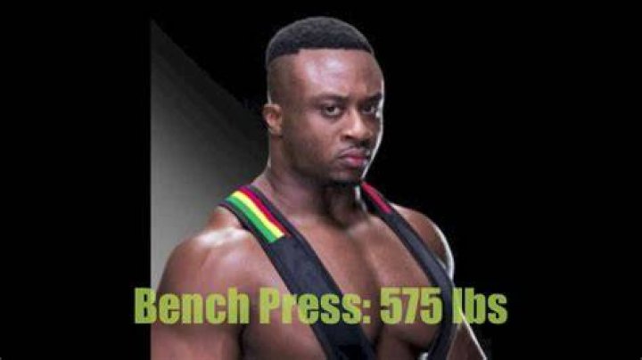 How Much Can John Cena bench press?