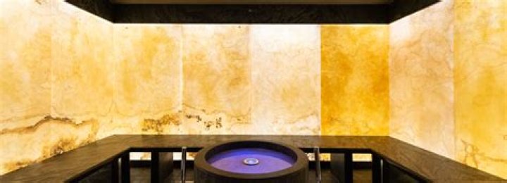 What does steam bath do to the body?