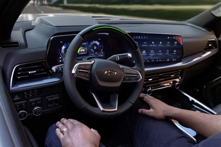 What is the difference between the Tahoe LT and RST?